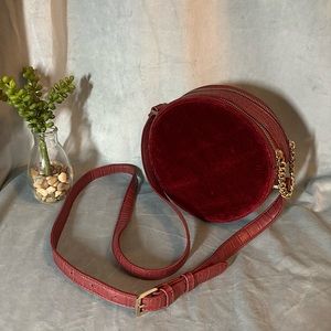 ⚡️SALE⚡️Free People Velvet Circle Crossbody Bag